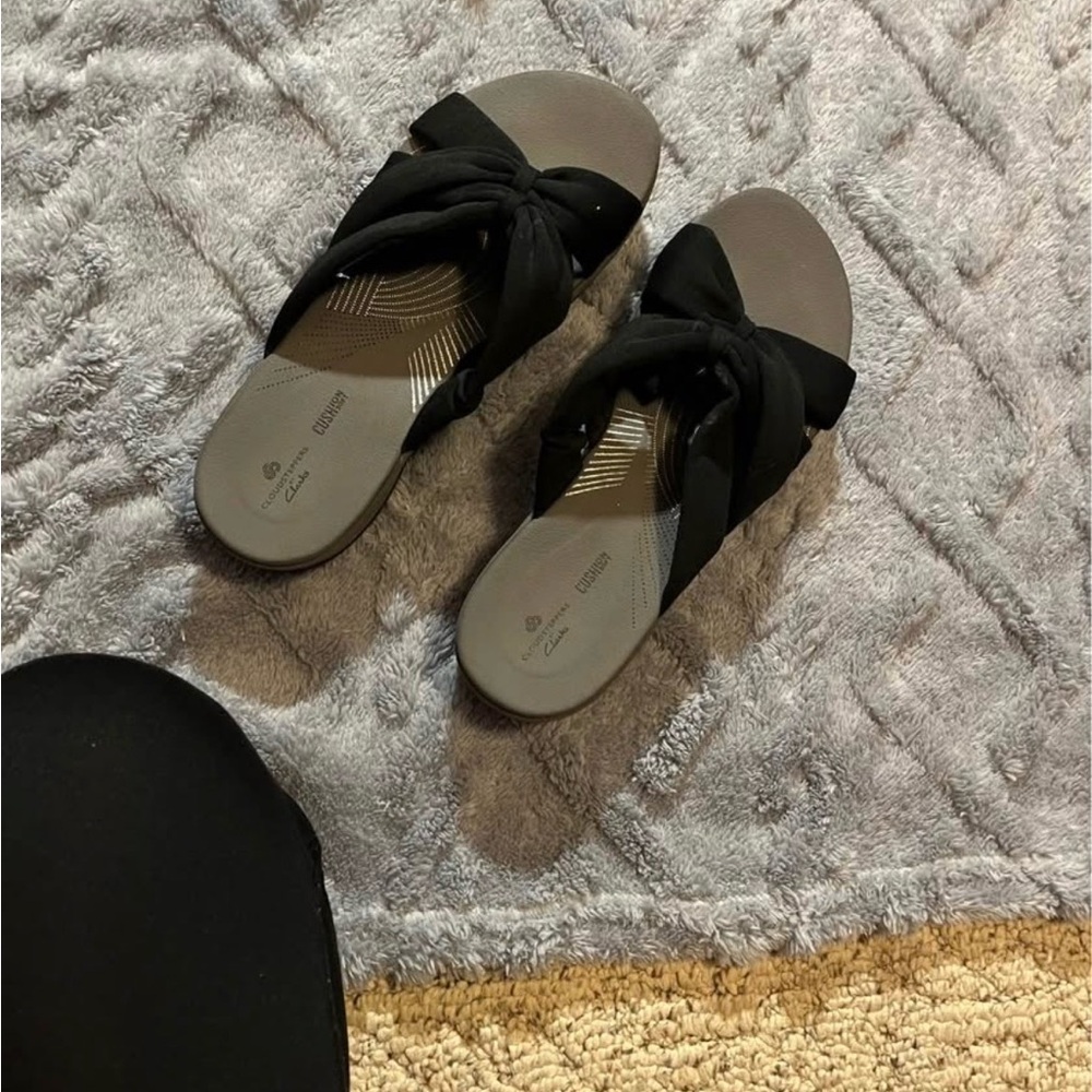 Cloudsteppers by Clarks Black Sandals